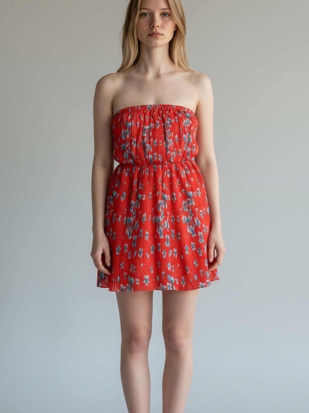 Forever 21 Red Floral Strapless Pleated Mini Dress Size M